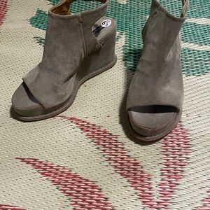 New Alberto Fermani Aleria Suede Wedge Sandal 6.5